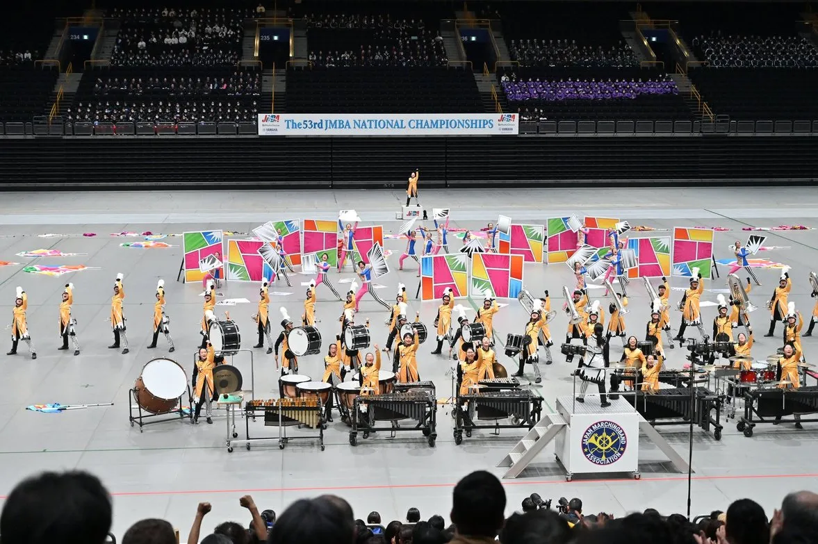 マーチングバンド演奏